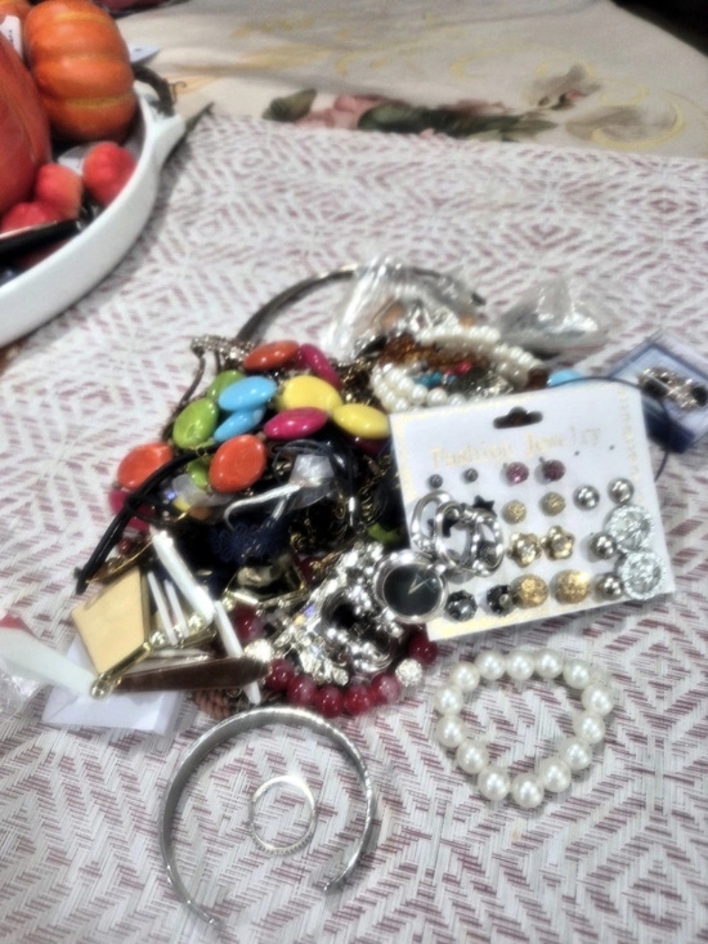 Multicolor Jewelry Assortment - Picture 2 of 2